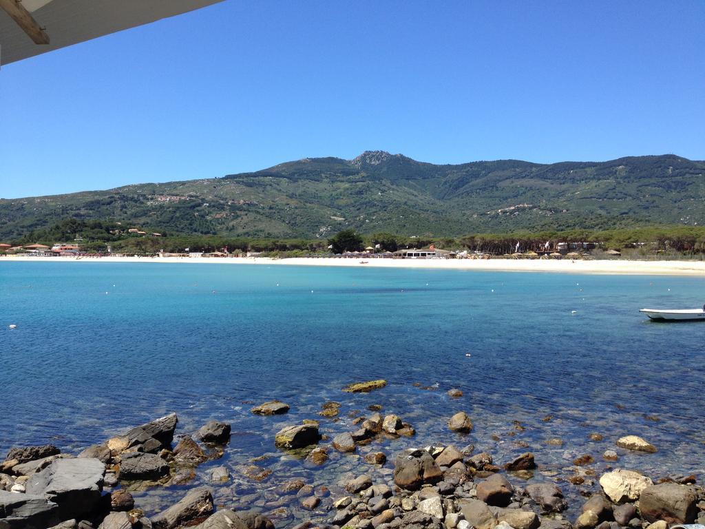 Appartamenti Camelia E Gabry - Zona Mare Con Posti Auto E Terrazze Marina di Campo Exterior foto