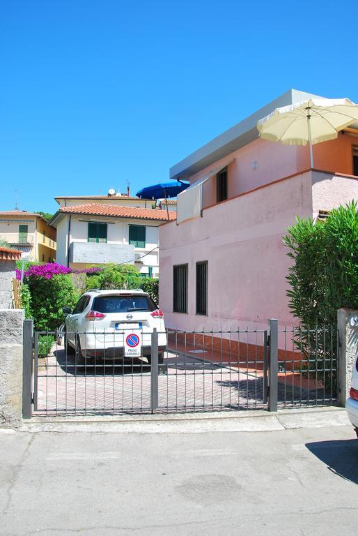 Appartamenti Camelia E Gabry - Zona Mare Con Posti Auto E Terrazze Marina di Campo Exterior foto